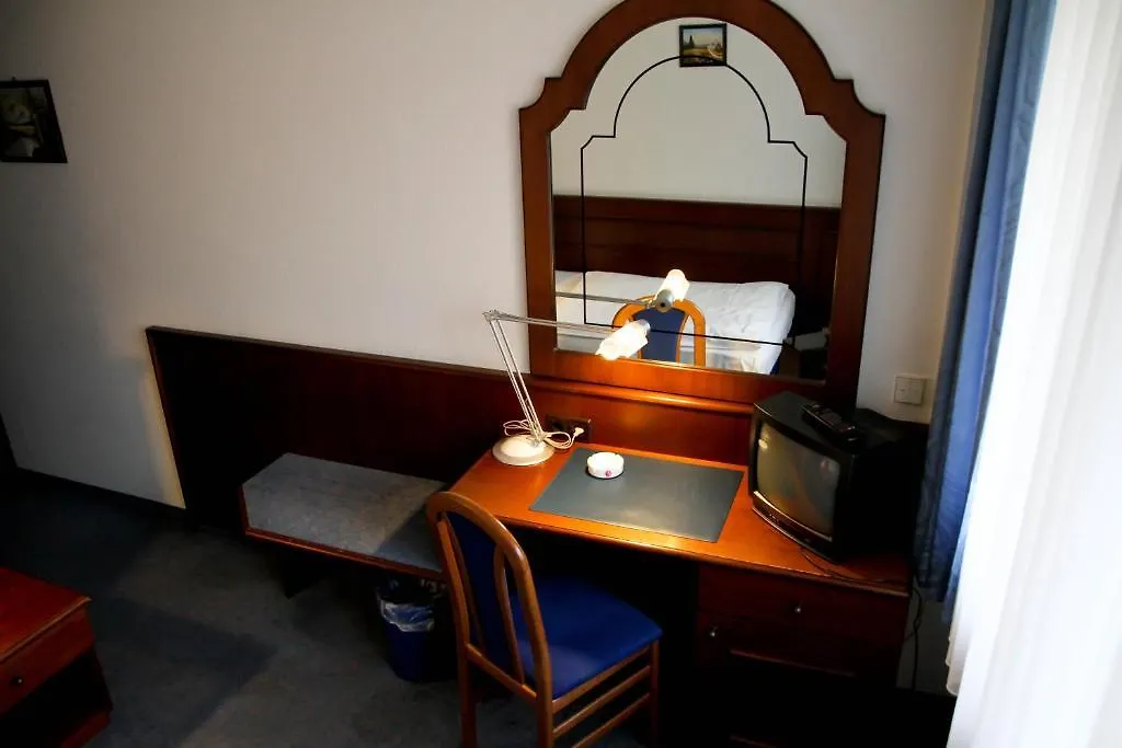 Hotel Garni Italia Buehl